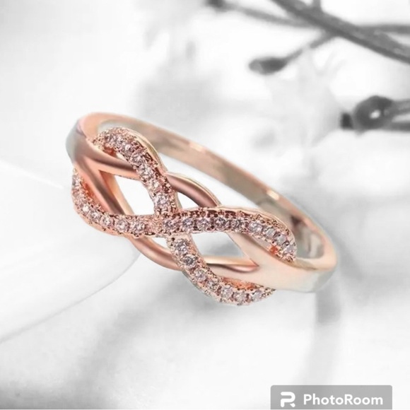 Exquisite Rose Gold PLATED Infinity Ring - Picture 2 of 4
